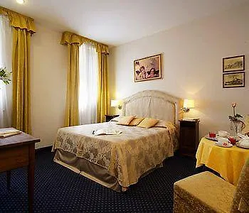 Palazzo Rosa Bed & Breakfast Venedik İtalya